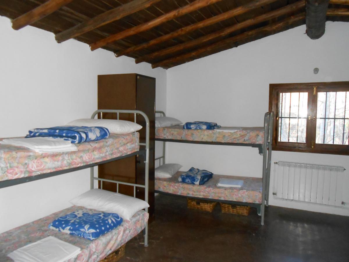 Albergue Turistico Valle Del Ambroz Hervas Exterior photo